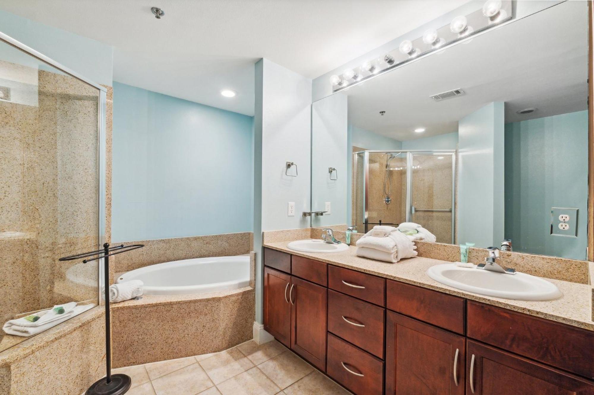 The Beach Scene At Laketown Wharf #524 By Nautical Properties Panama City Beach Extérieur photo
